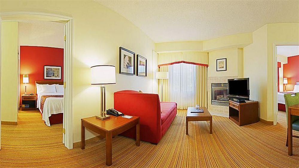Residence Inn Dallas Park Central Exteriér fotografie