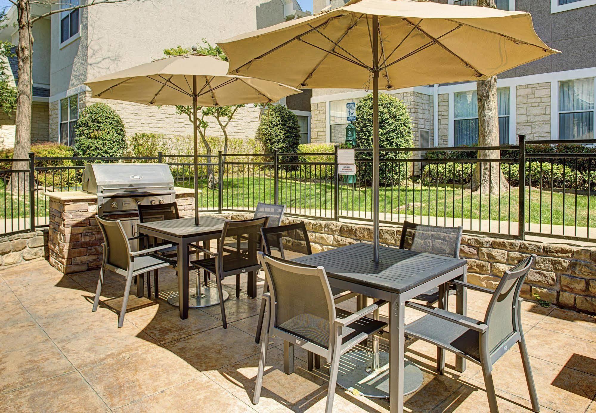 Residence Inn Dallas Park Central Exteriér fotografie